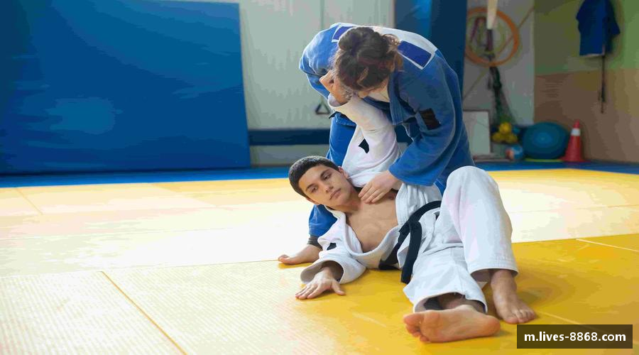 踏实拼搏，成功由你掌握。